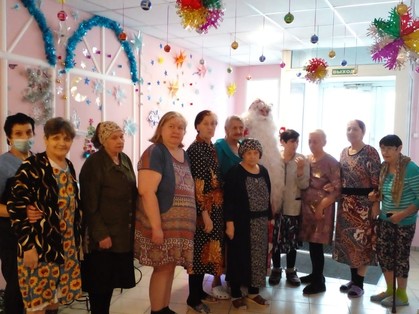 Фото дома престарелых в Красноярске. Частный пансионат для пожилых людей в Красноярске: Мероприятия, посвященные Новому Году (2022)